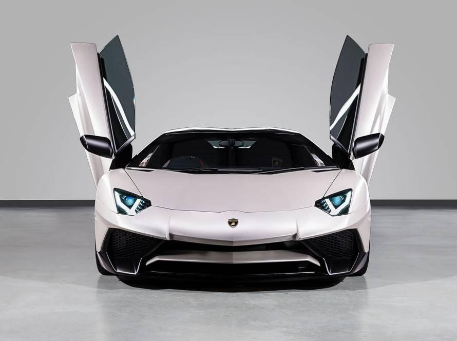 hire a lamborghini
