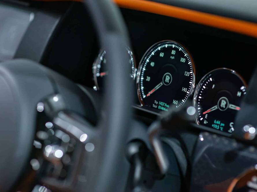 Rolls Royce Cullinan dials close up