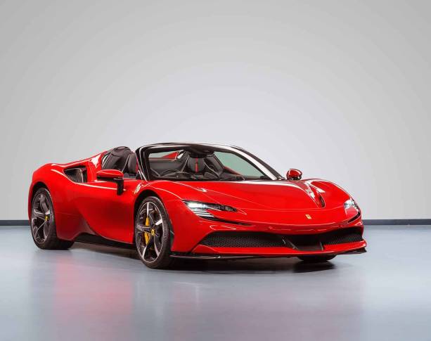 Ferrari-SF90-COUPE-front-angled-view_result