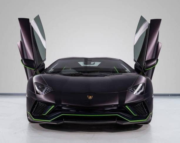 Lamborghini Aventador Ultimae Hire