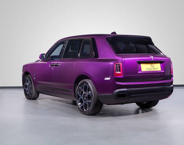 Rolls Royce Cullinan Black Badge Hire – Purple