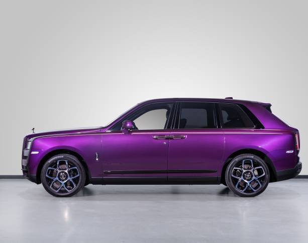 Rolls Royce Cullinan Black Badge Hire – Purple