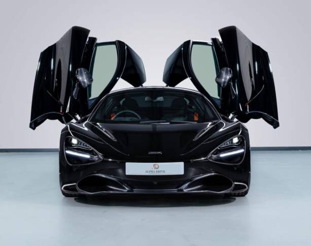 McLaren 720S Hire
